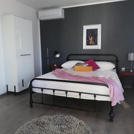 Apartments 4U Omisalj ภายนอก รูปภาพ