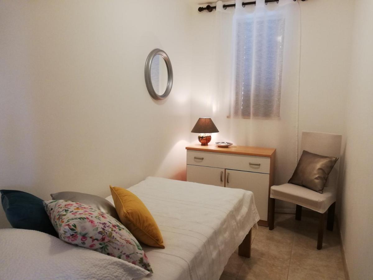 Apartments 4U Omisalj ภายนอก รูปภาพ
