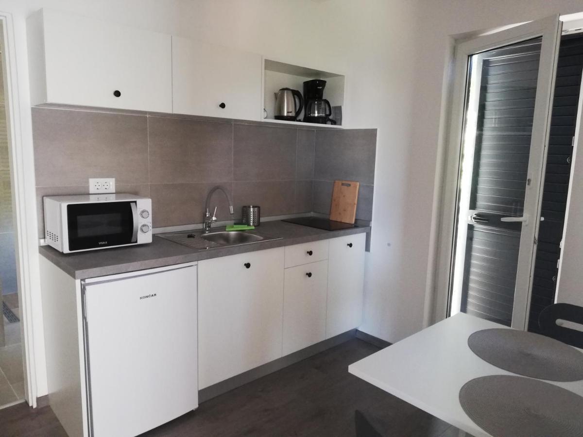 Apartments 4U Omisalj ภายนอก รูปภาพ
